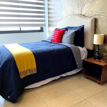 Blue Horse Apartment In New Polanco. Мехико Экстерьер фото